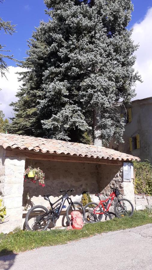 Hôtel des Alpes Serres  Exterior foto